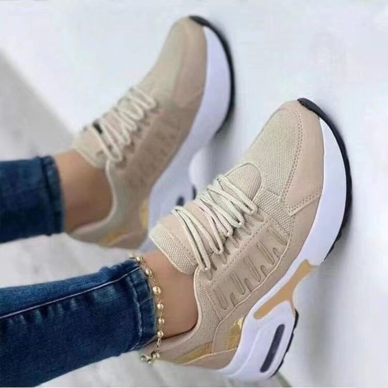 Running Gear For Women - حذاء رياضي نسائي أنيق ذو نعل