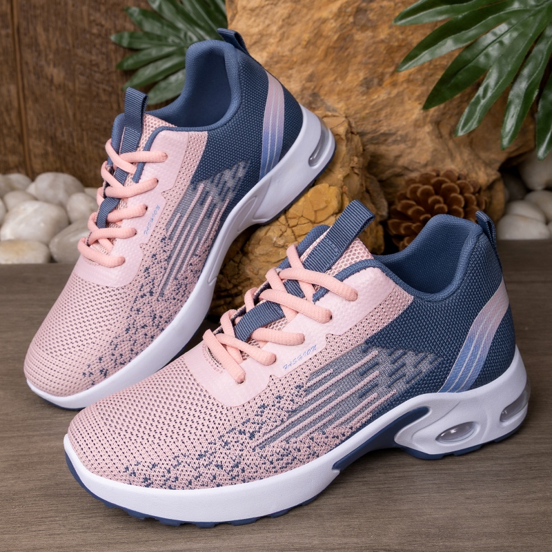 أحذية رياضية نسائية جديدة عصري - مراجعة Running Gear For Women وسعره